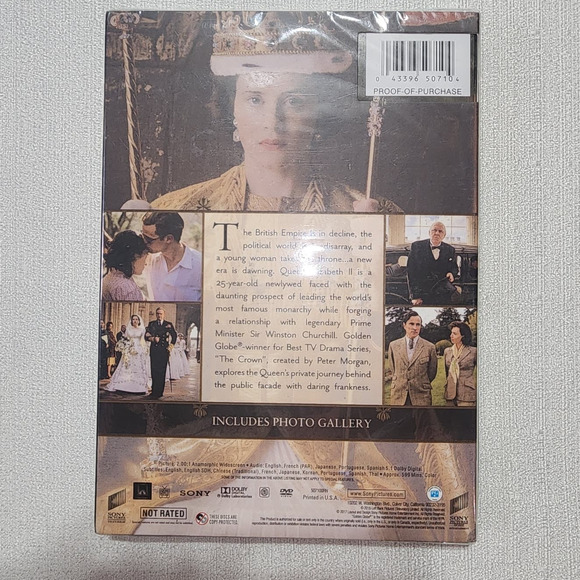 the crown the complete first season - Picture 3 of 5